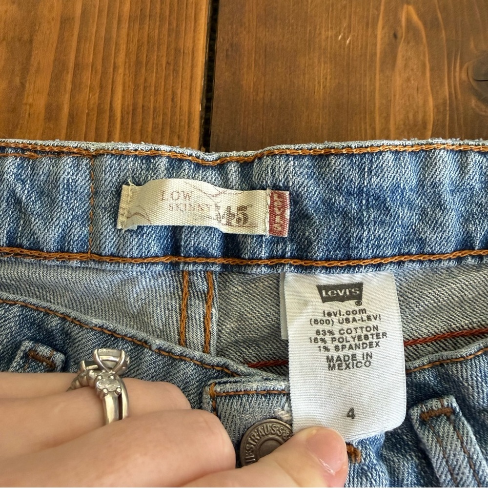 Levi's 545 Light Wash Low Skinny Cropped Denim Jeans - Picture 11 of 12